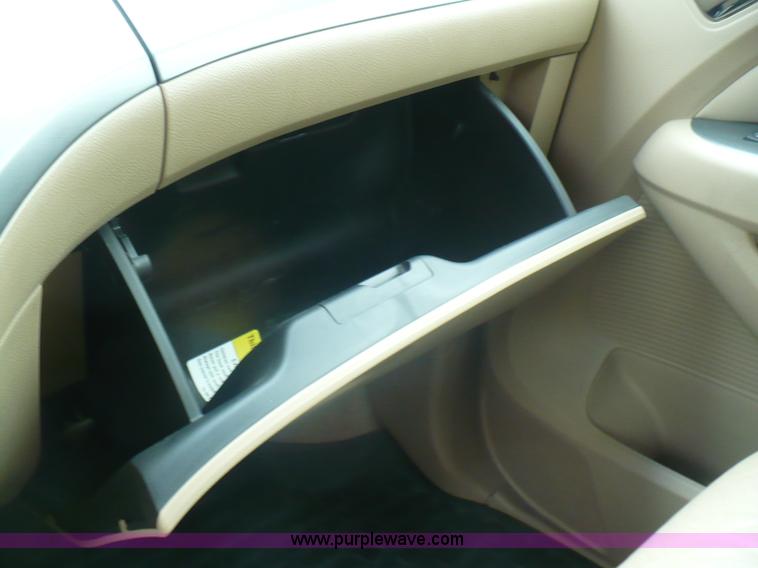 image for item B6364 2005 Honda Odyssey Touring van