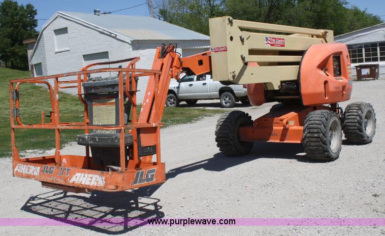 image for item B6555 2003 JLG 450AJ III boom lift