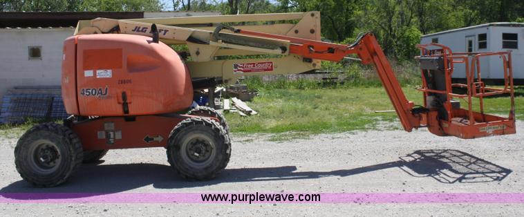 image for item B6555 2003 JLG 450AJ III boom lift