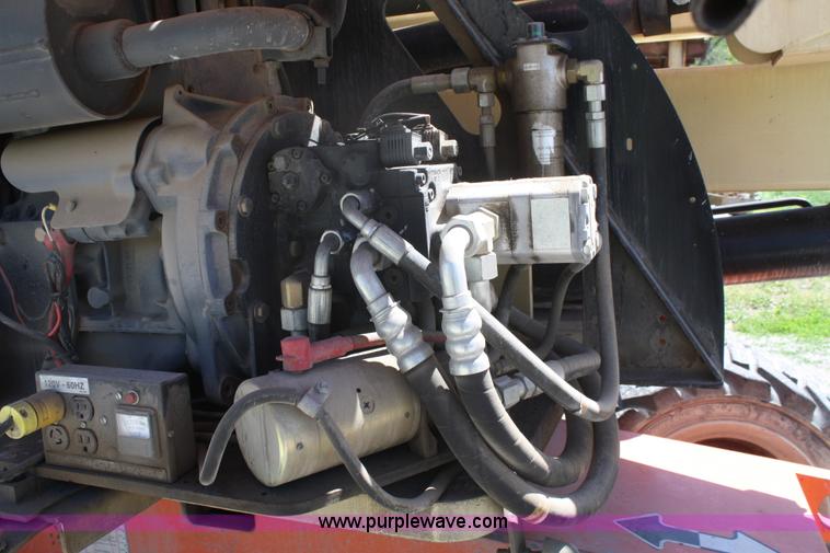 image for item B6555 2003 JLG 450AJ III boom lift