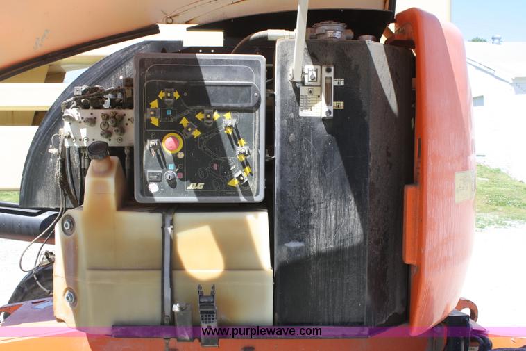 image for item B6555 2003 JLG 450AJ III boom lift