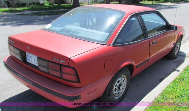 image for item B7229 1990 Chevrolet Cavalier