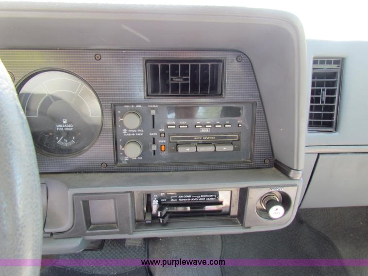 image for item B7229 1990 Chevrolet Cavalier