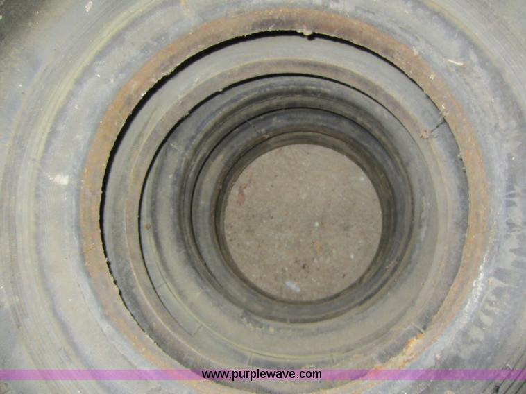 image for item B9106 (6) 9.00-16 tires