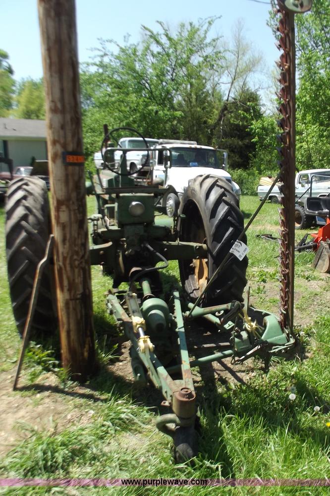 image for item C2009 John Deere Number 8 caster-wheel side sickle mower