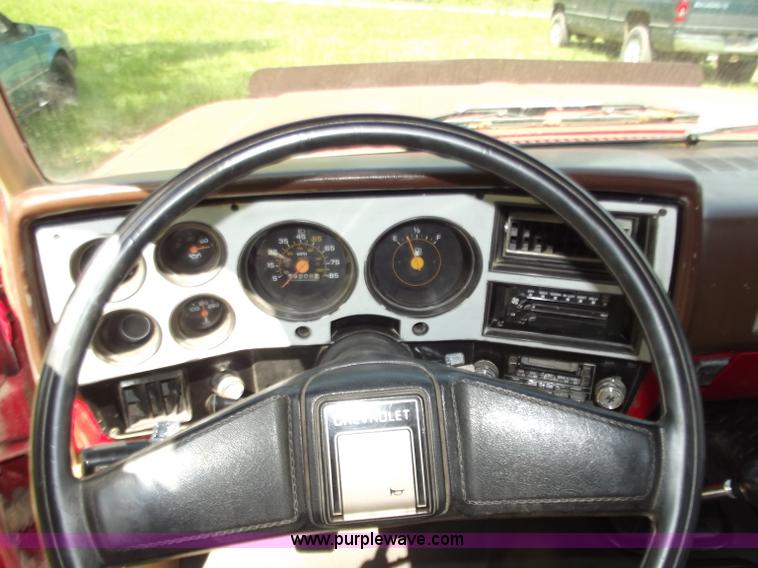 image for item C2017 1986 Chevrolet Silverado K30 1 ton pickup truck