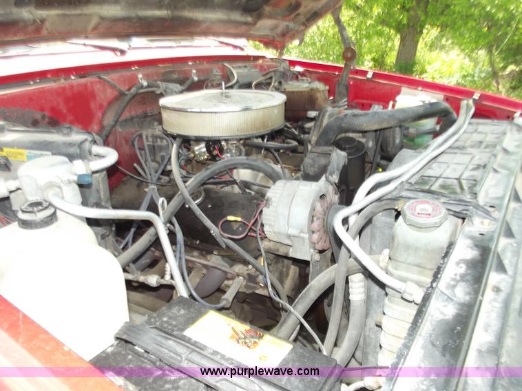 image for item C2017 1986 Chevrolet Silverado K30 1 ton pickup truck