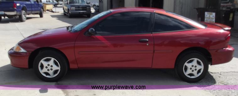 image for item C2019 2001 Chevrolet Cavalier