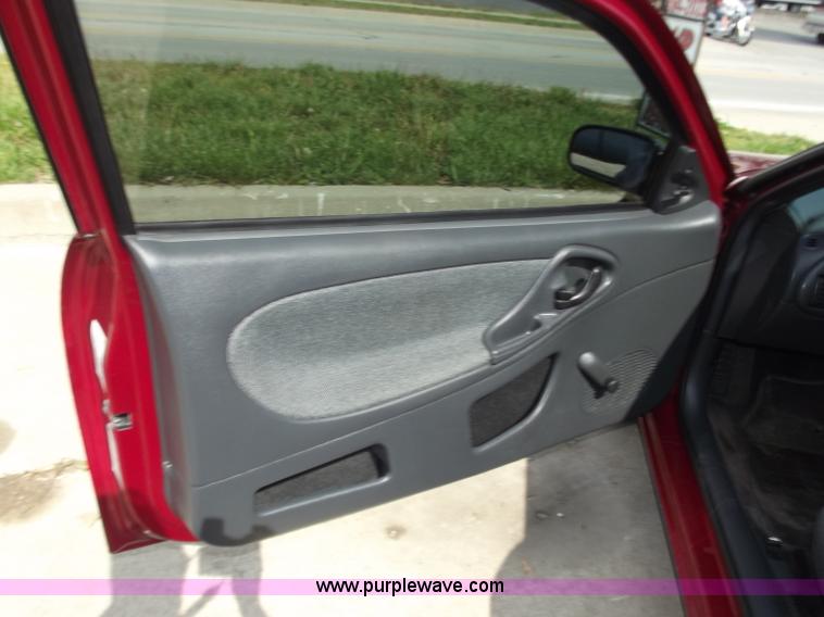 image for item C2019 2001 Chevrolet Cavalier