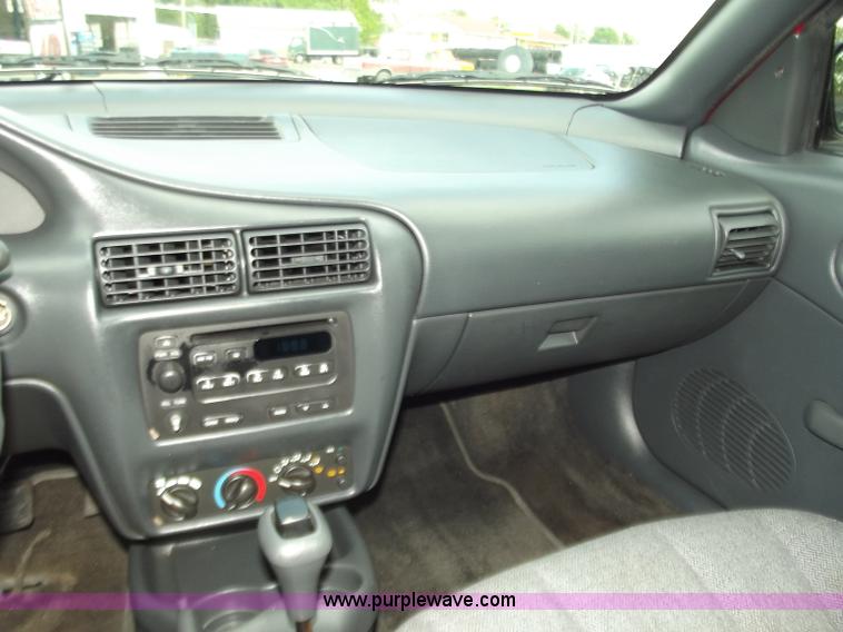 image for item C2019 2001 Chevrolet Cavalier