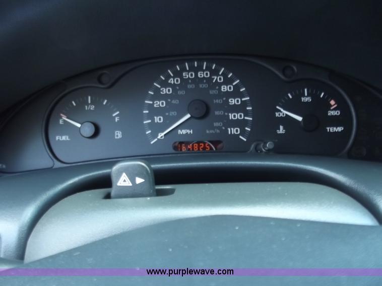 image for item C2019 2001 Chevrolet Cavalier