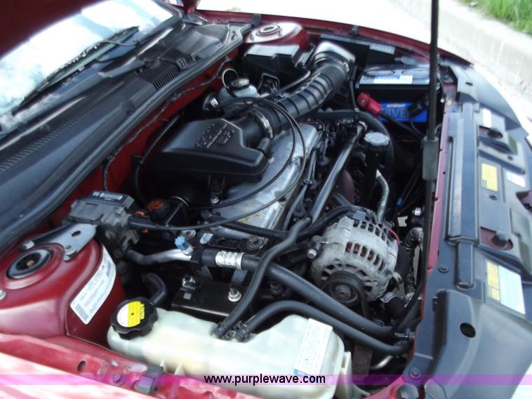 image for item C2019 2001 Chevrolet Cavalier