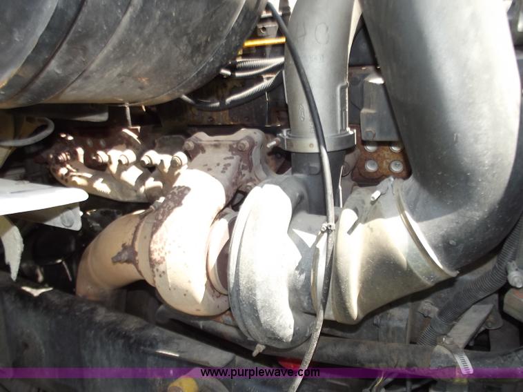 image for item C2024 1996 Ford LTA9000 AeroMax flatbed dump truck