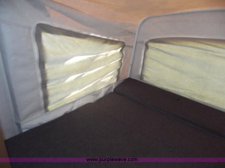 image for item C2025 2000 Cub 21' camper