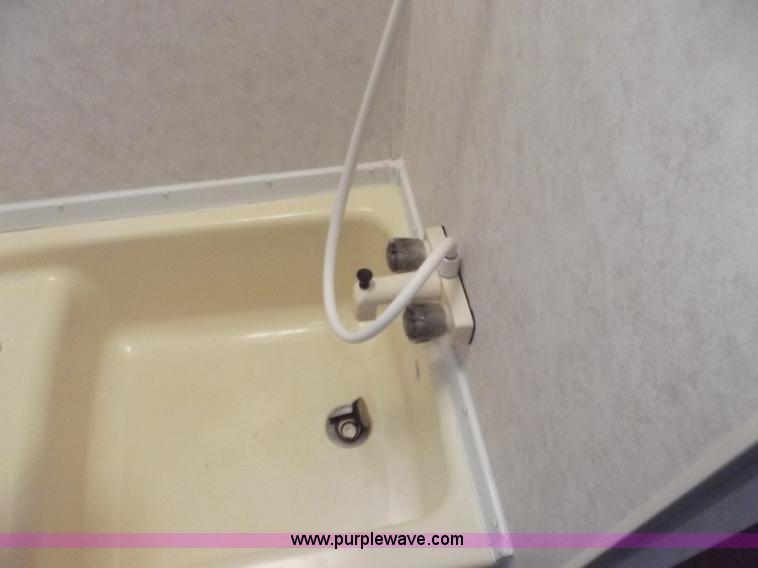 image for item C2025 2000 Cub 21' camper