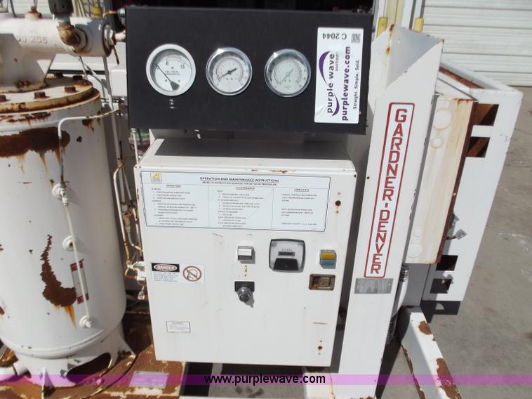 image for item C2044 Gardner Denver electric screw air compressor