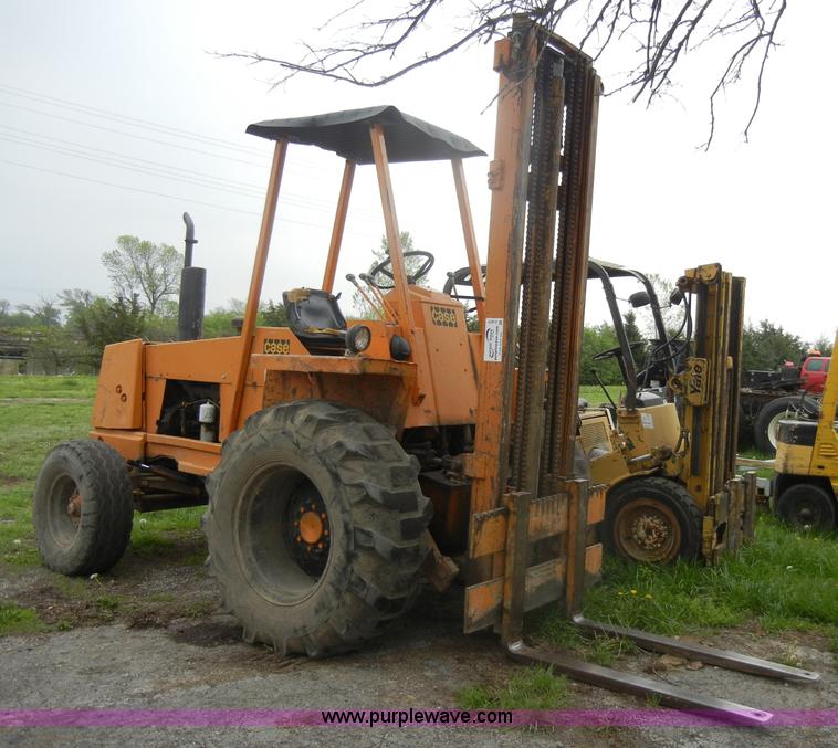 image for item C4277 Case 584 forklift