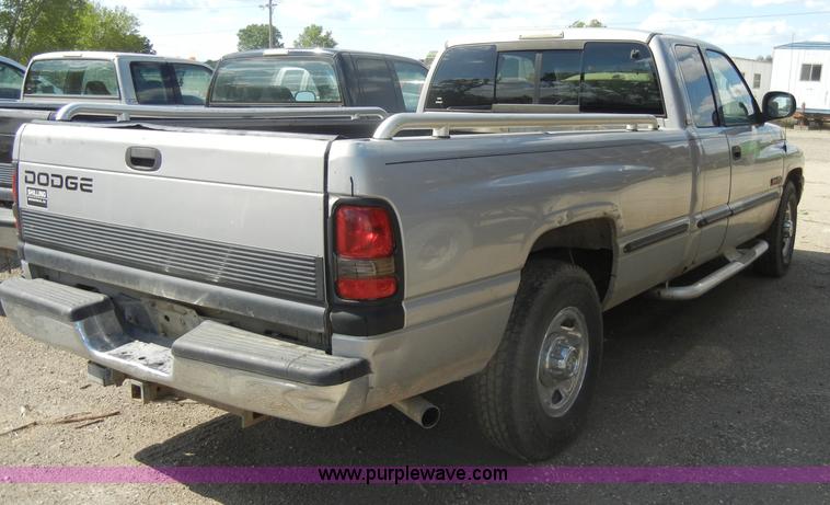 image for item C4489 1999 Dodge Ram 2500 Laramie SLT quad cab pickup truck
