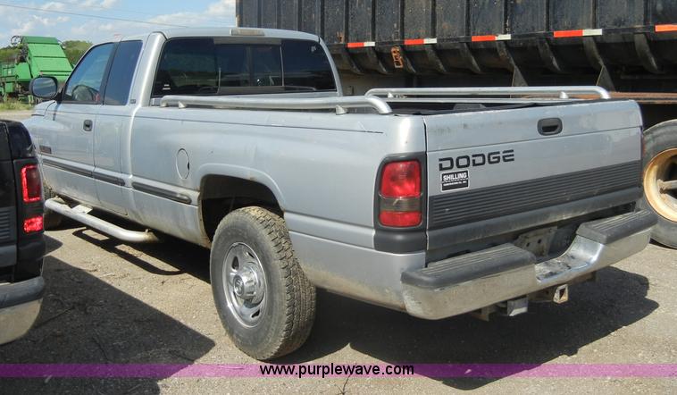 image for item C4489 1999 Dodge Ram 2500 Laramie SLT quad cab pickup truck