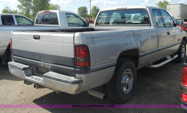image for item C4491 1996 Dodge Ram 2500 Laramie SLT club cab pickup truck