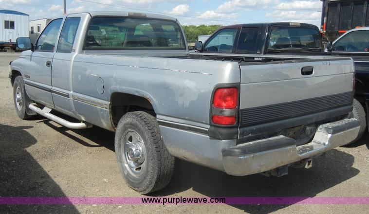 image for item C4491 1996 Dodge Ram 2500 Laramie SLT club cab pickup truck