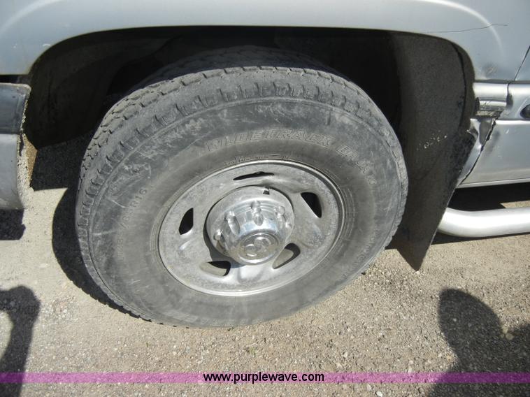 image for item C4491 1996 Dodge Ram 2500 Laramie SLT club cab pickup truck