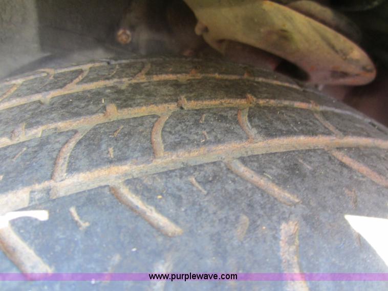 image for item C5465 2000 Pontiac Grand Prix GT