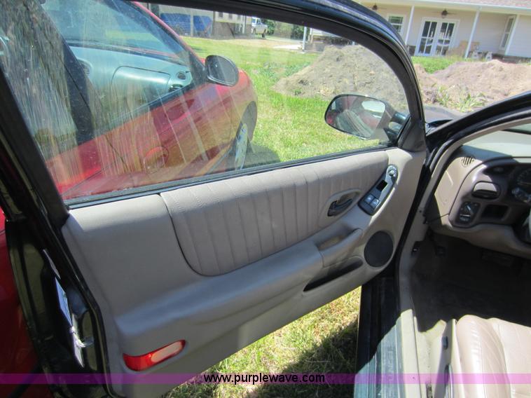 image for item C5465 2000 Pontiac Grand Prix GT