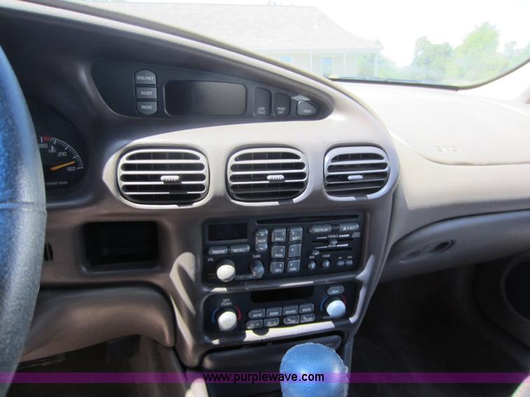 image for item C5465 2000 Pontiac Grand Prix GT