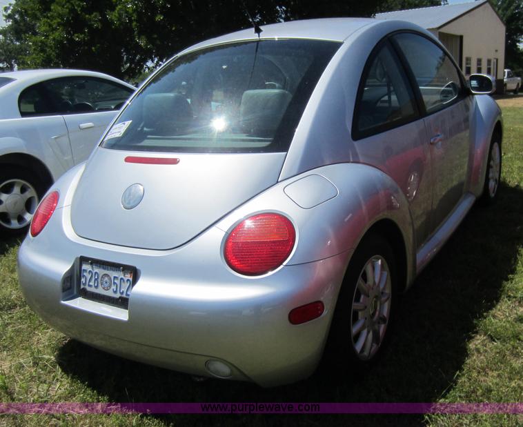 image for item C5467 2005 Volkswagen New Beetle TDI