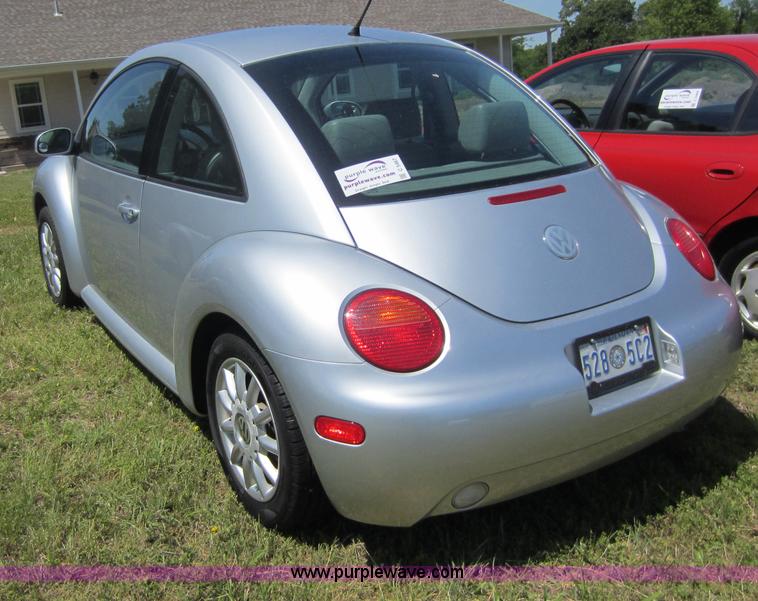 image for item C5467 2005 Volkswagen New Beetle TDI