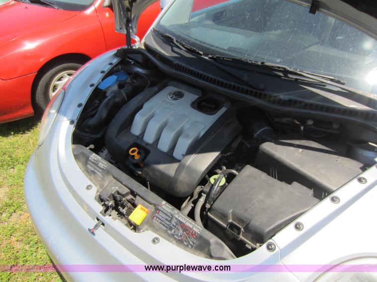 image for item C5467 2005 Volkswagen New Beetle TDI