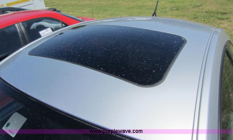 image for item C5467 2005 Volkswagen New Beetle TDI