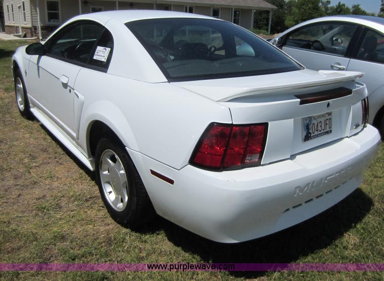 image for item C5468 2000 Ford Mustang SRS