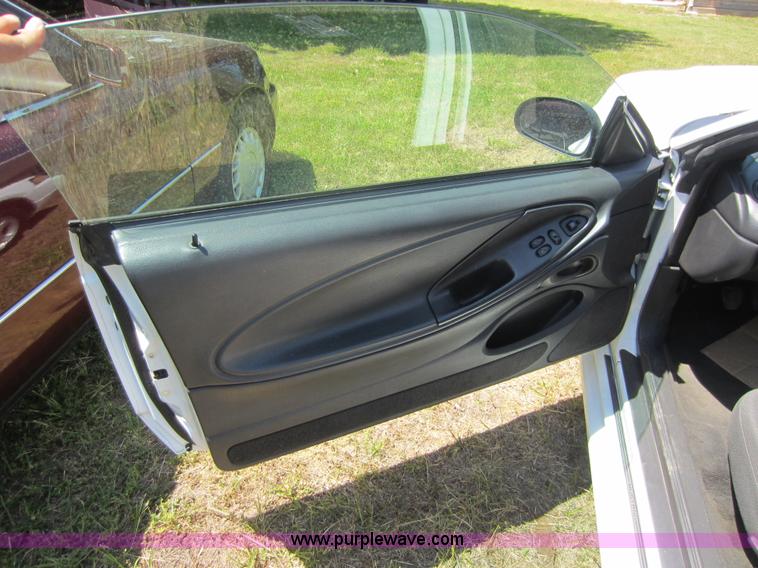 image for item C5468 2000 Ford Mustang SRS