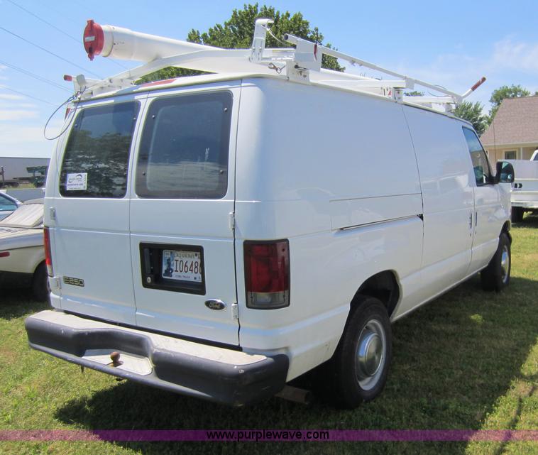 image for item C5473 2002 Ford E350 cargo van