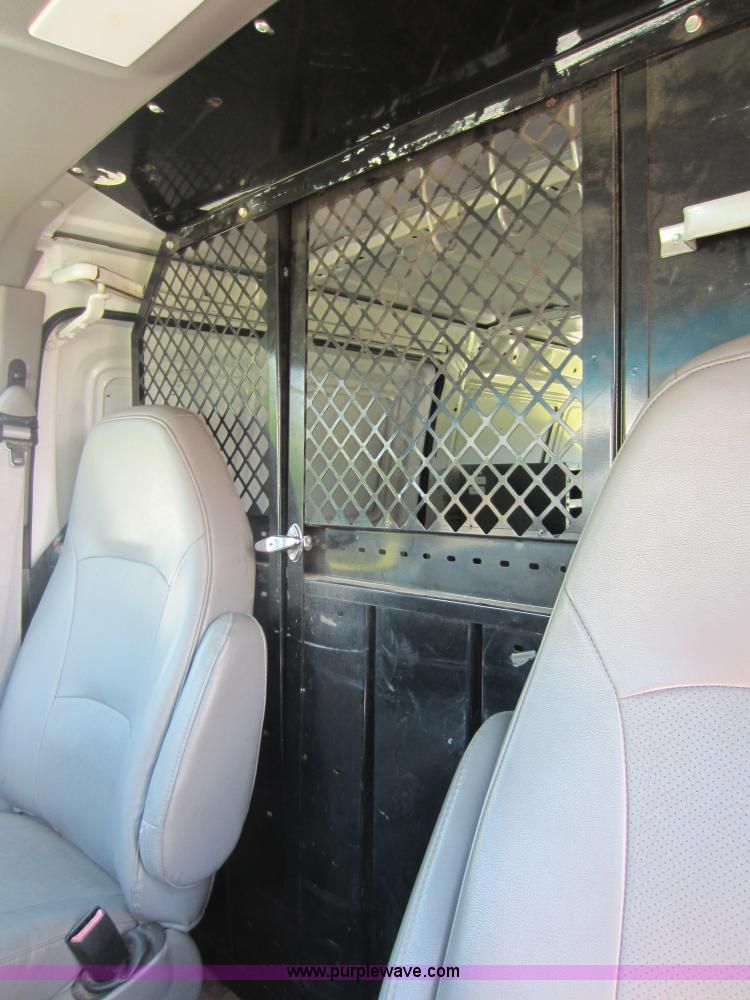 image for item C5473 2002 Ford E350 cargo van