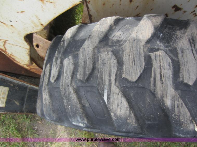 image for item C5477 1989 Bobcat 743 skid steer