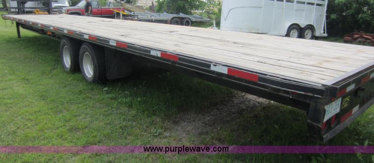 image for item C5480 2006 John Kerr gooseneck trailer
