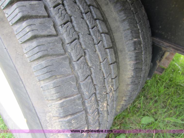 image for item C5480 2006 John Kerr gooseneck trailer