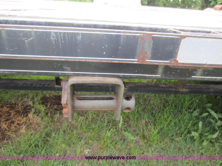 image for item C5480 2006 John Kerr gooseneck trailer