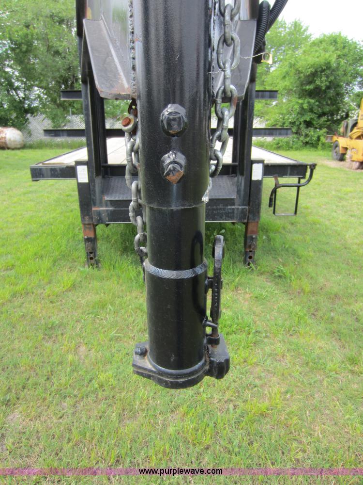 image for item C5480 2006 John Kerr gooseneck trailer