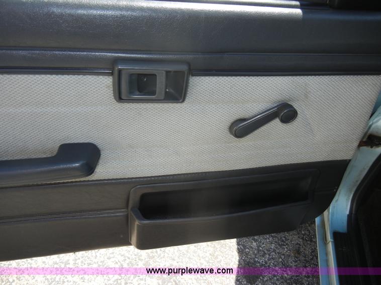 image for item D4017 1985 Toyota Corolla