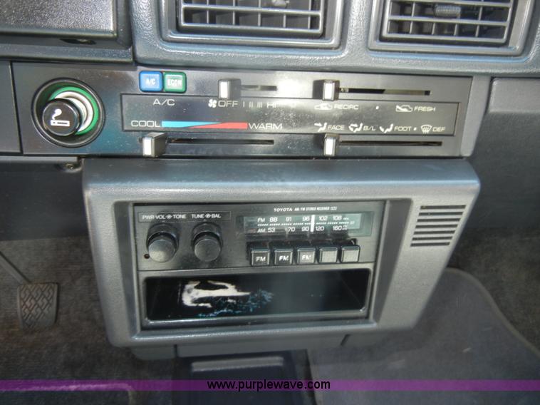 image for item D4017 1985 Toyota Corolla