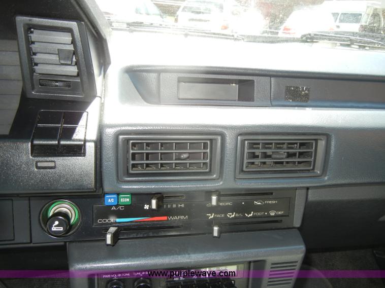 image for item D4017 1985 Toyota Corolla