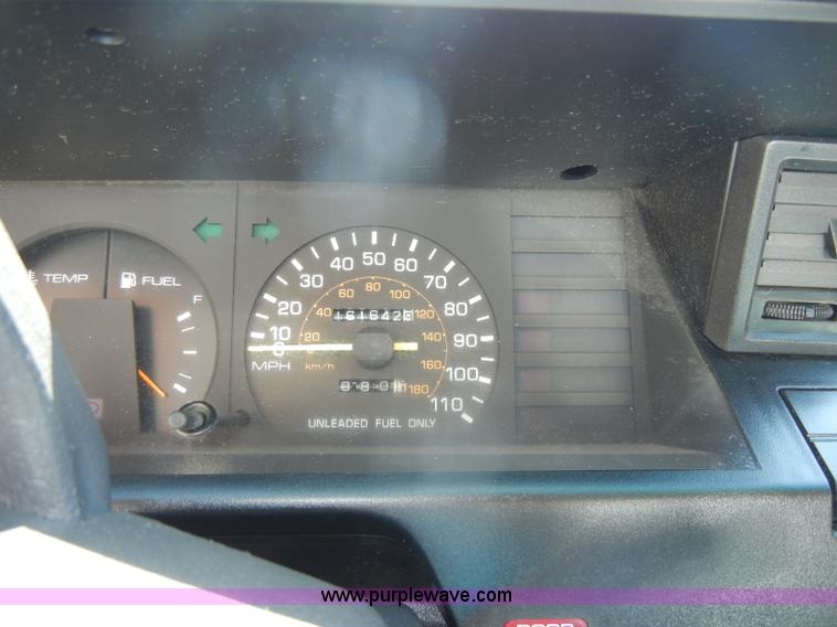image for item D4017 1985 Toyota Corolla