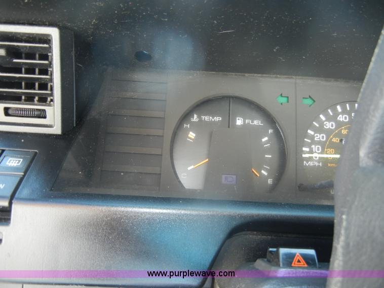 image for item D4017 1985 Toyota Corolla