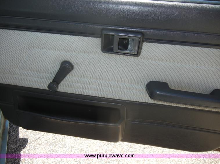 image for item D4017 1985 Toyota Corolla