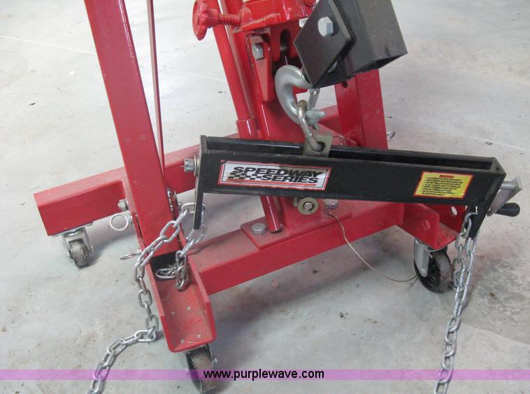 image for item G9863 Sweedway fold up 2 ton shop crane