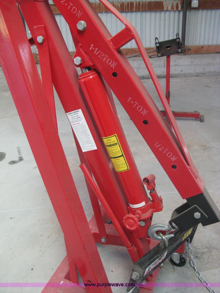 image for item G9863 Sweedway fold up 2 ton shop crane